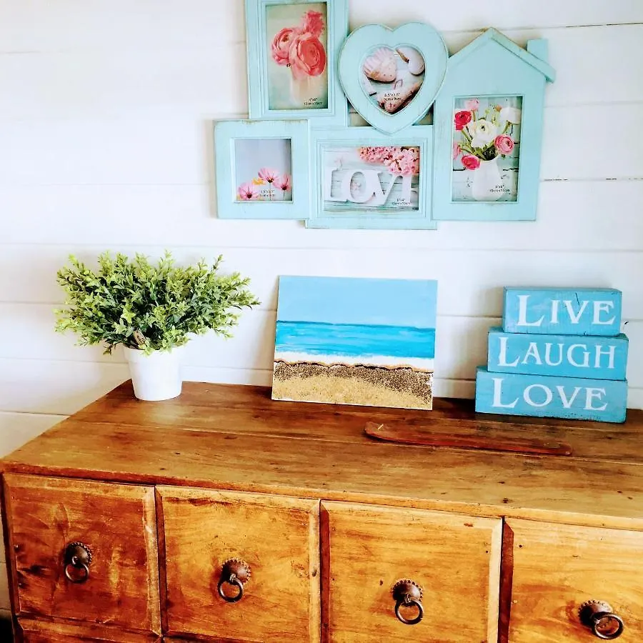 Beautiful Vintage Bungalow Wifi Parking. Las Galletas Holiday home